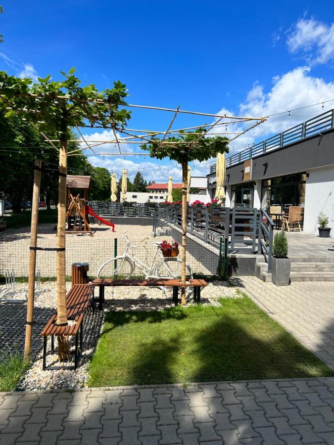 Dubno Eat & Sleep Hotel Nova Dubnica Exterior photo